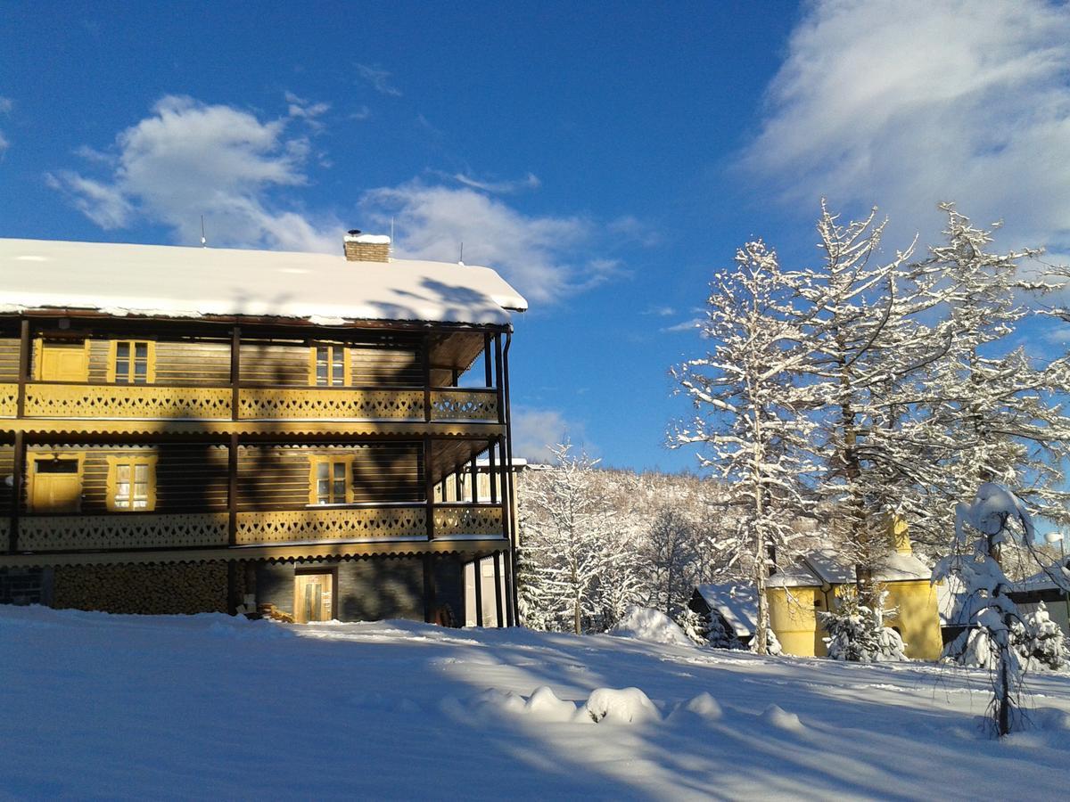 Svajciarsky Dom Guest House Vysoke Tatry Luaran gambar