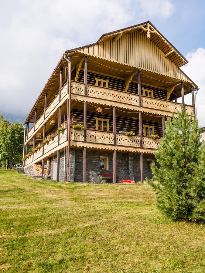 Svajciarsky Dom Guest House Vysoke Tatry Luaran gambar